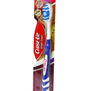 46030 - Close Up Tooth Brush Soft Right Angle /78132