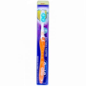 49312 - Oral-B Toothbrush Bateria Fighter Medium dz