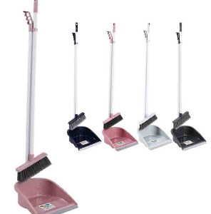 45765 - Zeplin Long Handle Dustpan With Bromm CH71926